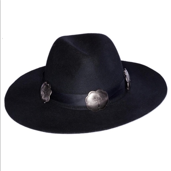 UNIF Accessories - UNIF Concha Hat